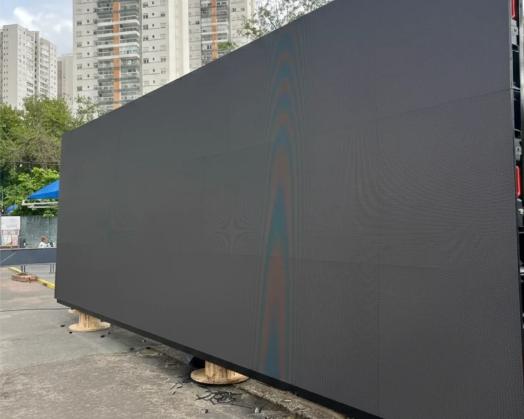 Mega Painel Digital 9x3m